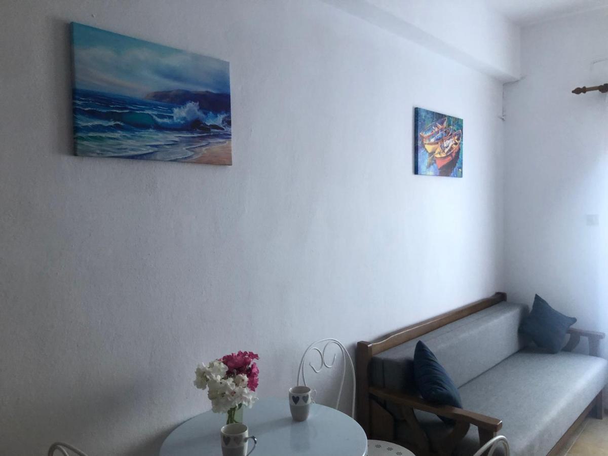 Jonny O, Apartment By The Sea Лутраки Экстерьер фото